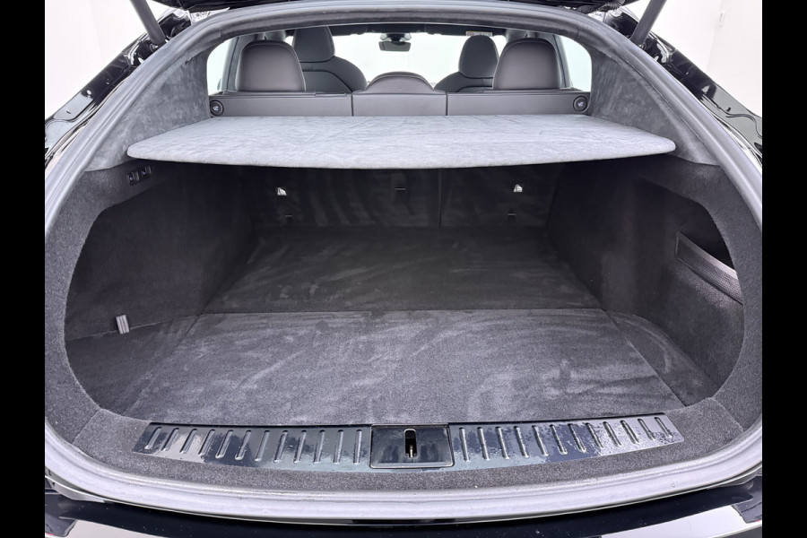 Tesla Model S 680 pk 0-100 3,1sec. Adaptive-Luchtvering FSD-4 / AutoPilot-4 Enhanced EAP ASS-Smart Summon Yoke Stuur Zelf-Parkeren / Voorrijde Long Range100kw Dual Motor  Schuifkanteldak Wi-Fi.Vb. App AEB ASR Rijstrookhulp Bordherkenning ACC ESP DodehoekDetector  Mistlampen Verwarmde-Sproeiers AWD 4 wheel Drive 1.600kg Trekvermogen Orig. NL-se auto 118.000 euro nieuw ! Fabrieksgarantie 4 jaar 80.000 en 240.000/8 jaar Accupakket!