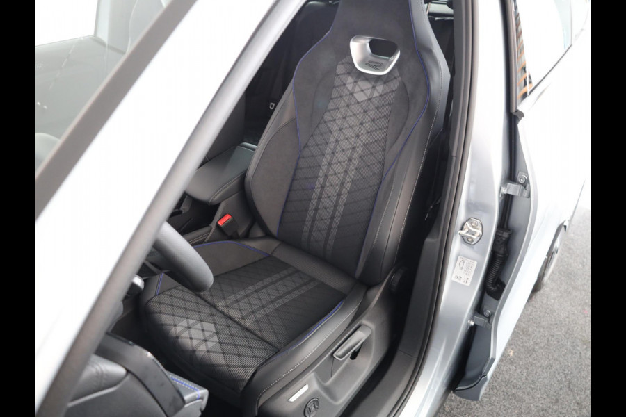 Volkswagen Tiguan R-Line-Edition 1.5 eHybrid 272 pk DSG | 20" LM | Stoel & stuurverwarming | 360 graden camera | IQ.Light |