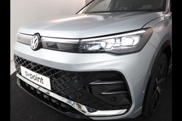 Volkswagen Tiguan R-Line-Edition 1.5 eHybrid 272 pk DSG | 20" LM | Stoel & stuurverwarming | 360 graden camera | IQ.Light |