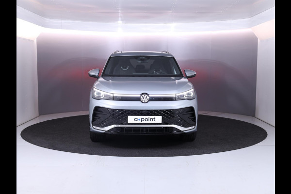Volkswagen Tiguan R-Line-Edition 1.5 eHybrid 272 pk DSG | 20" LM | Stoel & stuurverwarming | 360 graden camera | IQ.Light |