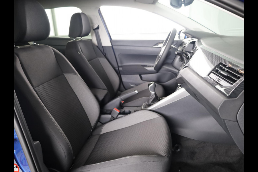Volkswagen Polo GP Life Edition 1.0 95 pk 5 versn. Hand | 15" LM | Stoelverwarming | Camera |