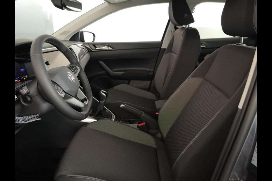 Volkswagen Polo GP Life Edition 1.0 95 pk 5 versn. Hand | 15" LM | Stoelverwarming | Camera |