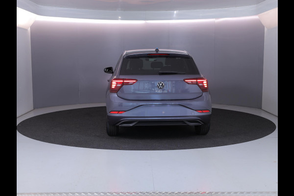 Volkswagen Polo GP Life Edition 1.0 95 pk 5 versn. Hand | 15" LM | Stoelverwarming | Camera |