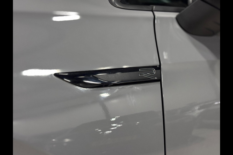 Volkswagen Golf 1.5 eTSI R-Line PANO | HARMAN KARDON | HEAD UP | IQ LIGHT