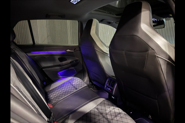 Volkswagen Golf 1.5 eTSI R-Line PANO | HARMAN KARDON | HEAD UP | IQ LIGHT