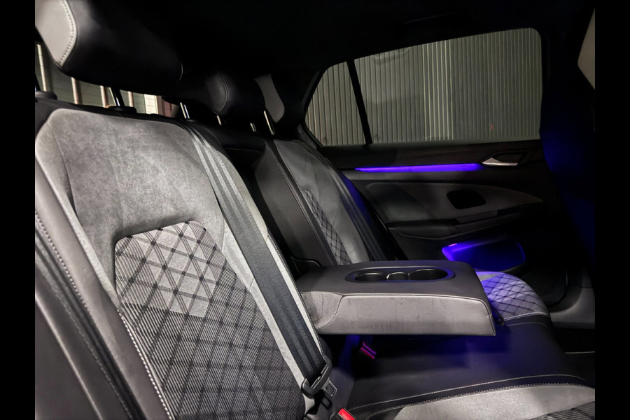 Volkswagen Golf 1.5 eTSI R-Line PANO | HARMAN KARDON | HEAD UP | IQ LIGHT