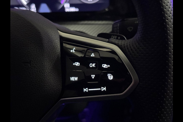 Volkswagen Golf 1.5 eTSI R-Line PANO | HARMAN KARDON | HEAD UP | IQ LIGHT