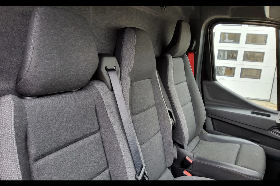 Renault Master 170.35 L3H2 GESLOTEN V-33-HXT - EURO 6 - ZWART METALLIC