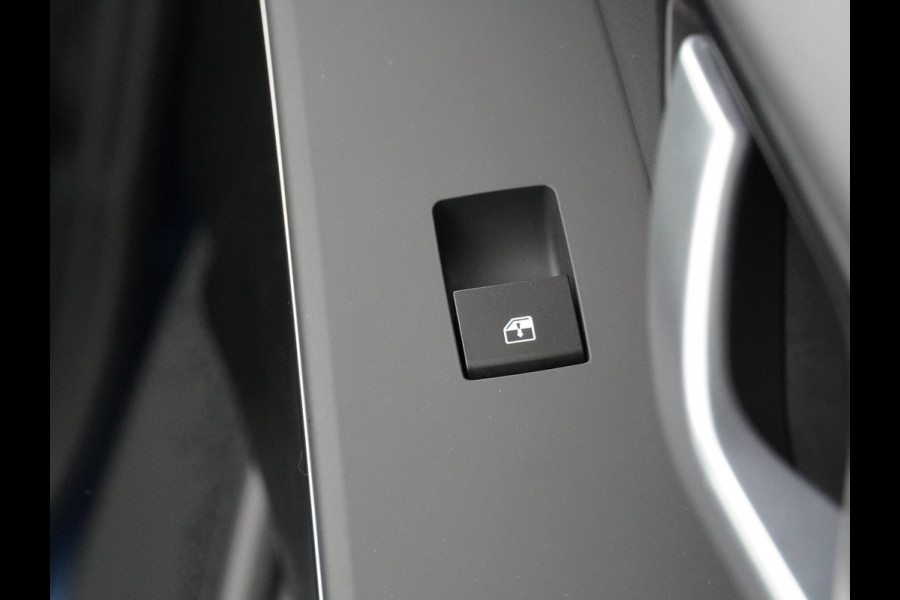 Kia Niro 1.6 GDi Hybrid DynamicPlusLine - Adaptief Cruise Control - Navigatie - Schuif/Kanteldak - LED Koplampen - Stoel/Stuurverwarming - Fabrieksgarantie Tot 2032