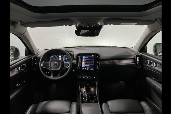 Volvo XC40 1.5 T5 Plug-in hybrid Ultimate Dark Open dak | Adapt. Cruise | 360 camera | Stuur-/stoelverwarming | Harman/Kardon | Leder | Carplay