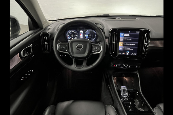 Volvo XC40 1.5 T5 Plug-in hybrid Ultimate Dark Open dak | Adapt. Cruise | 360 camera | Stuur-/stoelverwarming | Harman/Kardon | Leder | Carplay