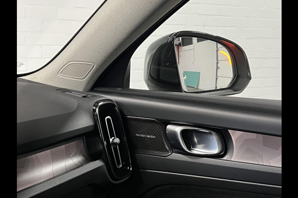 Volvo XC40 1.5 T5 Plug-in hybrid Ultimate Dark Open dak | Adapt. Cruise | 360 camera | Stuur-/stoelverwarming | Harman/Kardon | Leder | Carplay
