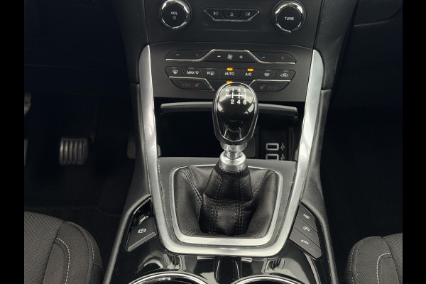 Ford S-Max 1.5 Titanium 7p. STOELVERWARMING | NAVI | TREKHAAK