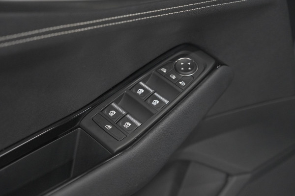 Renault Austral 1.2 E-Tech full hybrid 200 techno | 360 Camera | Panoramadak | Adaptieve Cruise Control