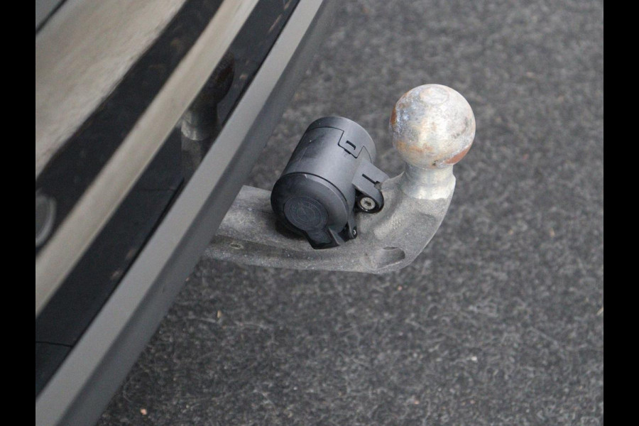 BMW 4 Serie Gran Coupé 420i Edition Plus | Trekhaak | Stoelverwarming | Memory | Carplay | Leder | Navigatie | Camera | Achterbankverwarming | Keyless | Full LED | Sportstoelen