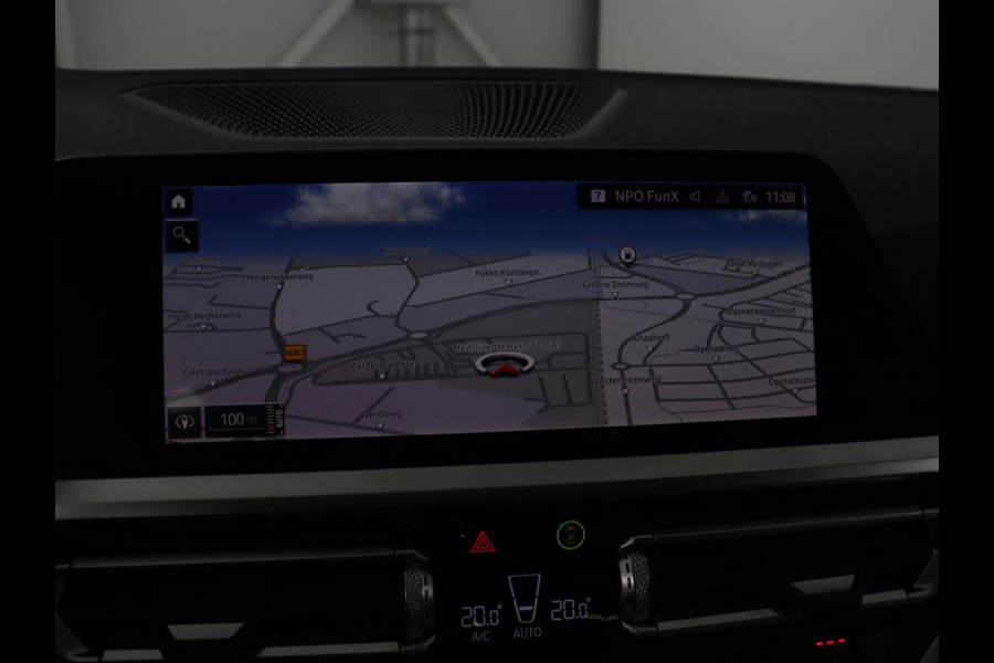 BMW 4 Serie Gran Coupé 420i Edition Plus | Trekhaak | Stoelverwarming | Memory | Carplay | Leder | Navigatie | Camera | Achterbankverwarming | Keyless | Full LED | Sportstoelen