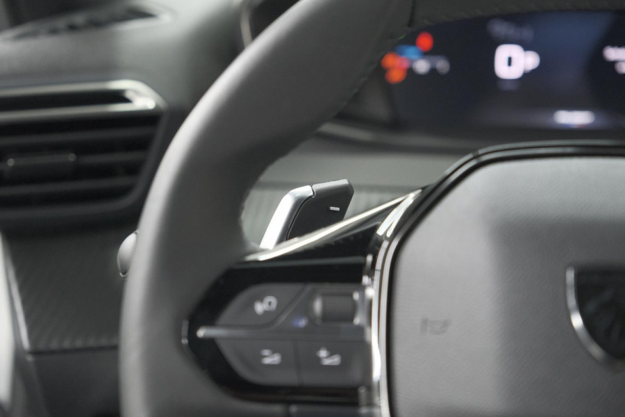 Peugeot 2008 1.2 Hybrid 145 Allure | 360 Camera | Adaptieve Cruise Control | Dodehoekdetectie | Apple Carplay