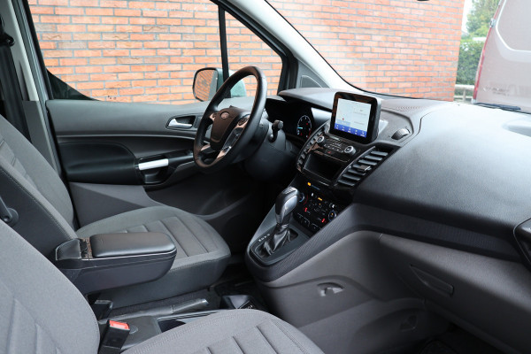 Ford Transit Connect 1.5 EcoBlue L2 120 PK Limited AUT | Bi-Xenon | Camera | CarPlay | Navigatie | Climatronic | Inklapbare spiegels | Trekhaak | DAB | NL Auto | NAP Logisch | Nieuwe APK | Euro 6