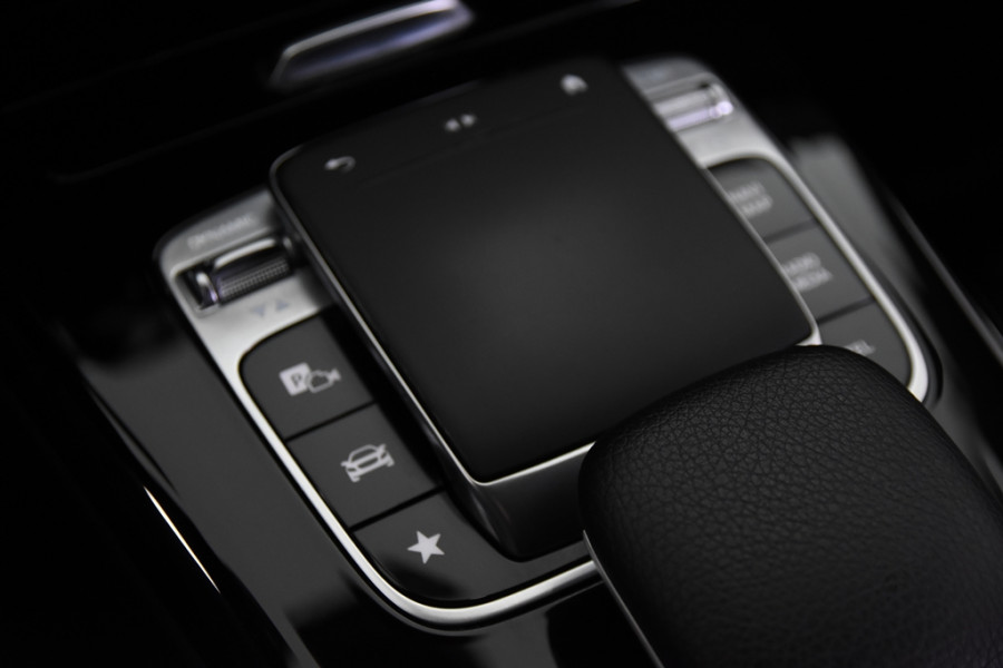 Mercedes-Benz A-Klasse 180 d *Leer*Navigatie*Stoelverwarming*