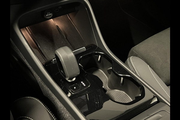 Volvo XC40 Recharge Twin Ultimate 78 kWh AWD Open dak | Adapt. cruise | 360 camera | Stuur-/stoelverwarming | Harman/Kardon | Memory | Keyless