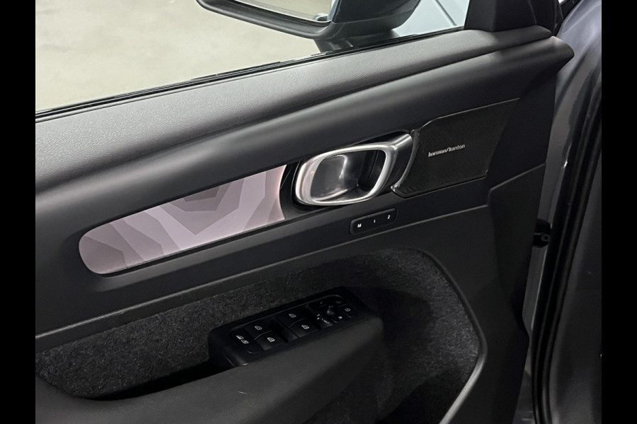 Volvo XC40 Recharge Twin Ultimate 78 kWh AWD Open dak | Adapt. cruise | 360 camera | Stuur-/stoelverwarming | Harman/Kardon | Memory | Keyless