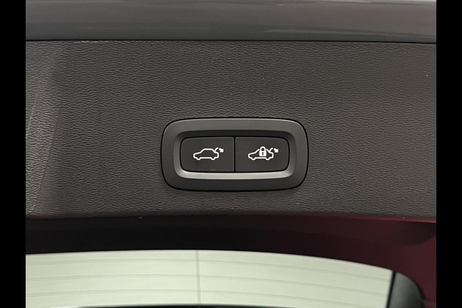 Volvo XC40 Recharge Twin Ultimate 78 kWh AWD Open dak | Adapt. cruise | 360 camera | Stuur-/stoelverwarming | Harman/Kardon | Memory | Keyless