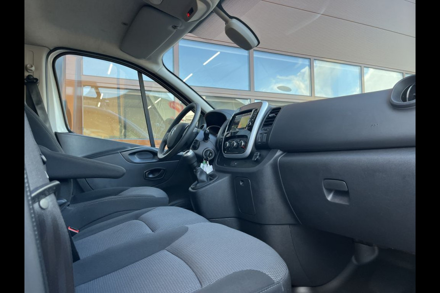 Renault Trafic 2.0 dCi 120pk E6 L2 Comfort 3p Lease €287 p/m, Trekhaak, Imperiaal, Airco, Navi, Camera, PDC, Led, Cruise controle, Onderhoudshistorie aanwezig