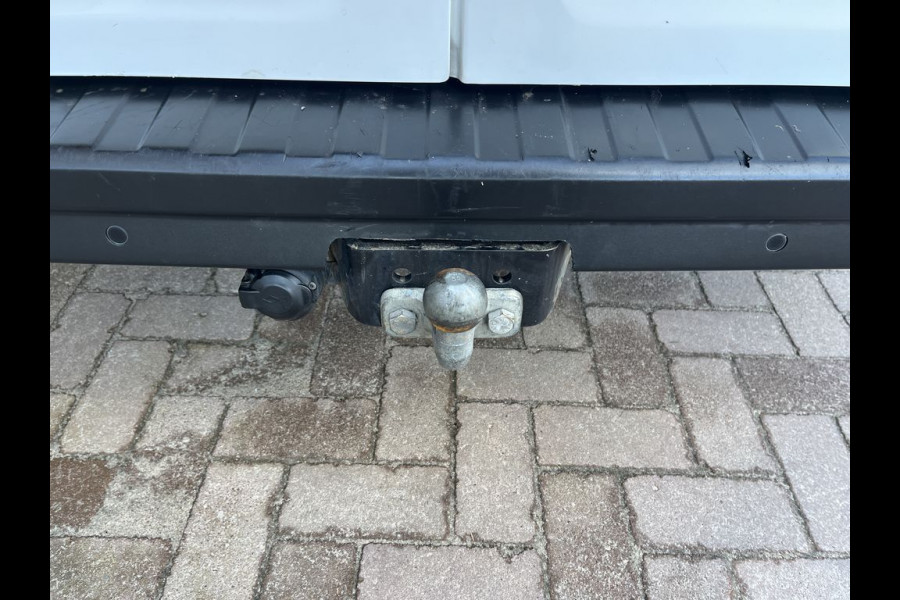 Renault Trafic 2.0 dCi 120pk E6 L2 Comfort 3p Lease €287 p/m, Trekhaak, Imperiaal, Airco, Navi, Camera, PDC, Led, Cruise controle, Onderhoudshistorie aanwezig