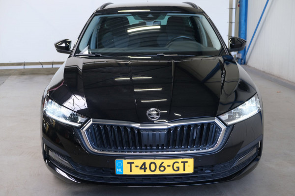 Škoda Octavia Combi 1.0 e-TSI Ambition Automaat - N.A.P. Airco, Cruise, Navi, PDC, Carplay, Virtual Cockpit.