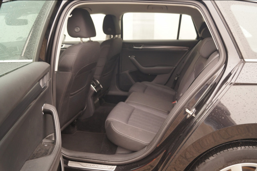 Škoda Superb Combi 1.5 TSI 150pk DSG Business Edition Plus -NAVI-ECC-