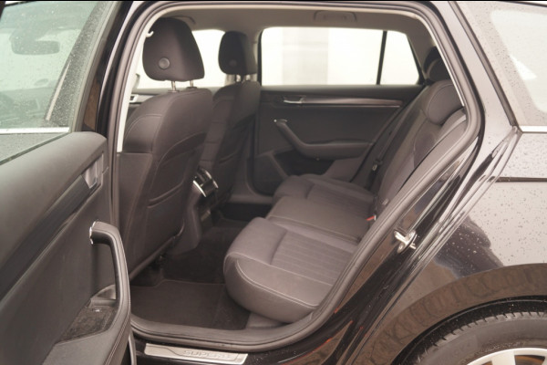 Škoda Superb Combi 1.5 TSI 150pk DSG Business Edition Plus -NAVI-ECC-