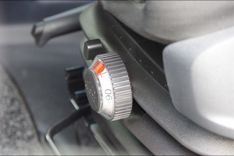 Mercedes-Benz Sprinter 519 3.0 CDI V6 L2H2 DUBBELLUCHT, LUCHTVERING, LED, ADAPT. CRUISE, STANDKACHEL, STOELVERWARMING, 360 CAMERA, MBUX 10'', ELEKTR. S