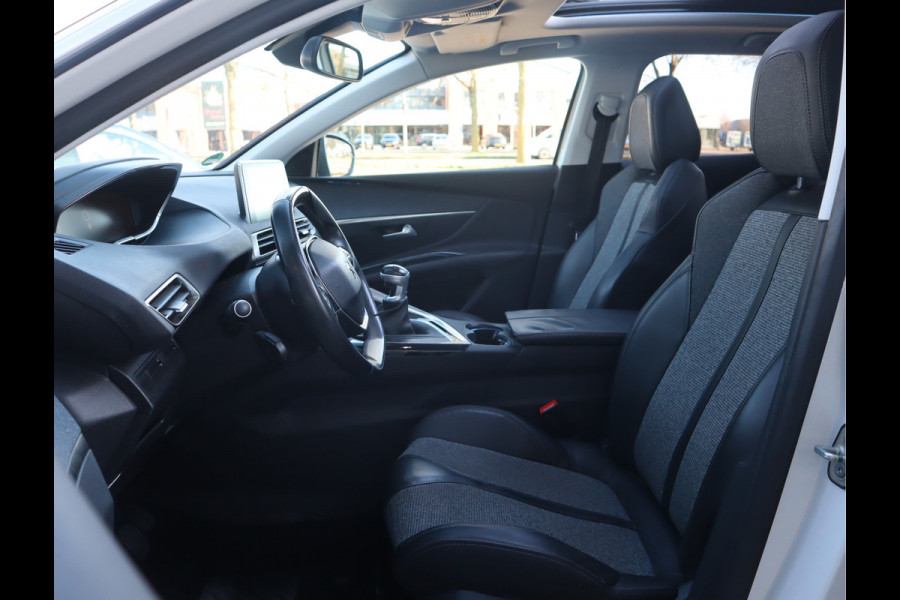 Peugeot 3008 1.2 PureTech Allure Nieuwe D-riem/ All-season banden/ Keurige auto