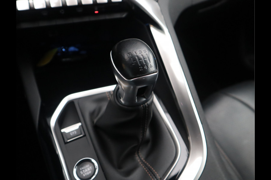 Peugeot 3008 GT Line Navi /Trekh / Pdc / Keyless / Stoelverw / Cruise / Carplay  Recent D-riem verv !