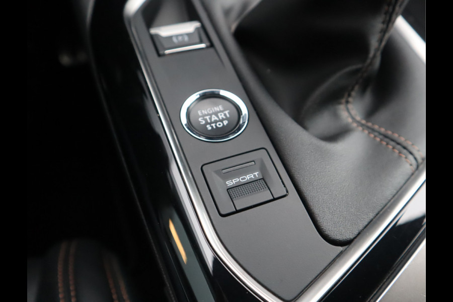 Peugeot 3008 GT Line Navi /Trekh / Pdc / Keyless / Stoelverw / Cruise / Carplay  Recent D-riem verv !