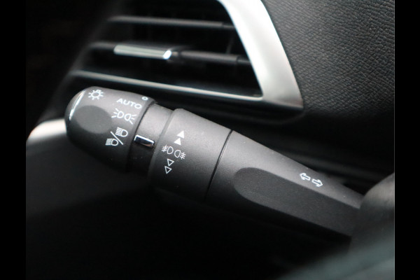 Peugeot 3008 GT Line Navi /Trekh / Pdc / Keyless / Stoelverw / Cruise / Carplay  Recent D-riem verv !