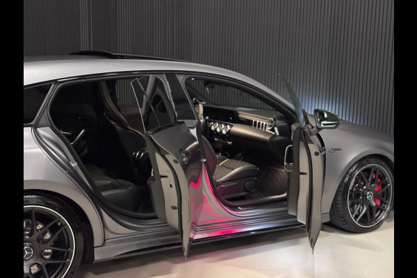 Mercedes-Benz CLA-Klasse Shooting Brake AMG 45 S 4MATIC+ PANO | SCHAALSTOELEN | BURMESTER | HUD