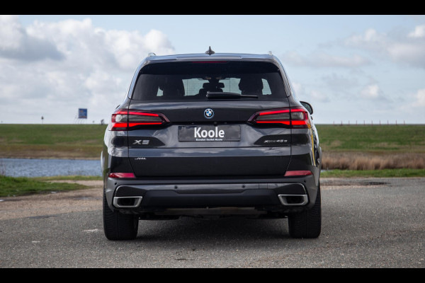 BMW X5 xDrive45e CARPLAY  / CAMERA / DEALER ONDERHOUDEN / BRUIN LEER / STOELVERWARMING