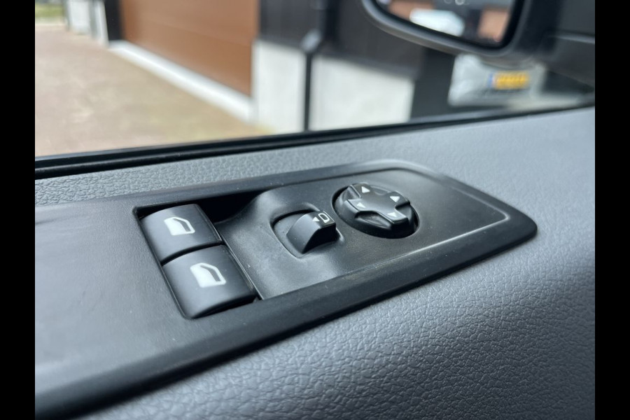 Peugeot Expert 2.0 BlueHDI 120pk L3 Premium 3p Lease €296 p/m, Sortimo inr. Imperiaal, Airco, Carplay, Camera, PDC, Cruise controle, Onderhoudshistorie aanwezig