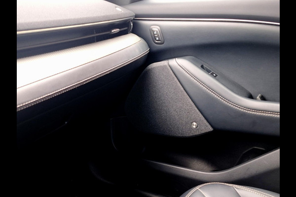 Ford Mustang Mach-E RWD 75 kWh | SOH: 92,9% | Technology Pack | Leder | B&O |