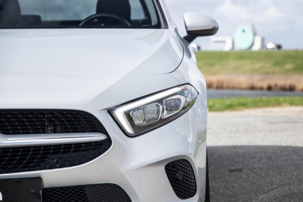 Mercedes-Benz A-Klasse 250 e Business Solution Luxury Limited CARPLAY / LEER / CAMERA / AUTOMAAT