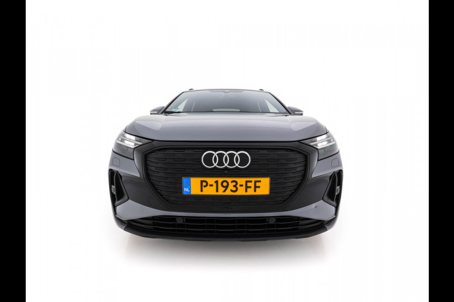 Audi Q4 e-tron 40 S-line Launch edition Competition 77 kWh [ 3-Fase-11kW ] {SOH-93%} (INCL-BTW) *HEATPUMP | LEATHER-FABRIC | SONOS-AUDIO | MATRIX-LED | ADAPTIVE-CRUISE | HEATED-SPORTSEATS | AMBIENTLIGHT | DIGI-COCKPIT | CAMERA | KEYLESS | DAB+ | NAVI-FULLMAP | TOWBAR | 21"ALU