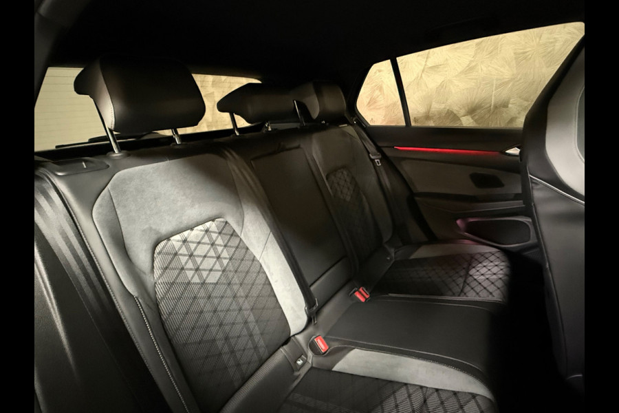 Volkswagen Golf 1.5 TSI R-Line | Pano | Camera | Carplay | Sfeerverlichting | Led