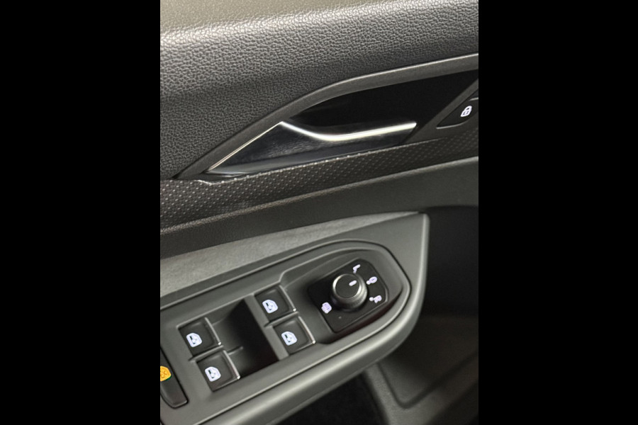 Volkswagen Golf 1.5 TSI R-Line | Pano | Camera | Carplay | Sfeerverlichting | Led