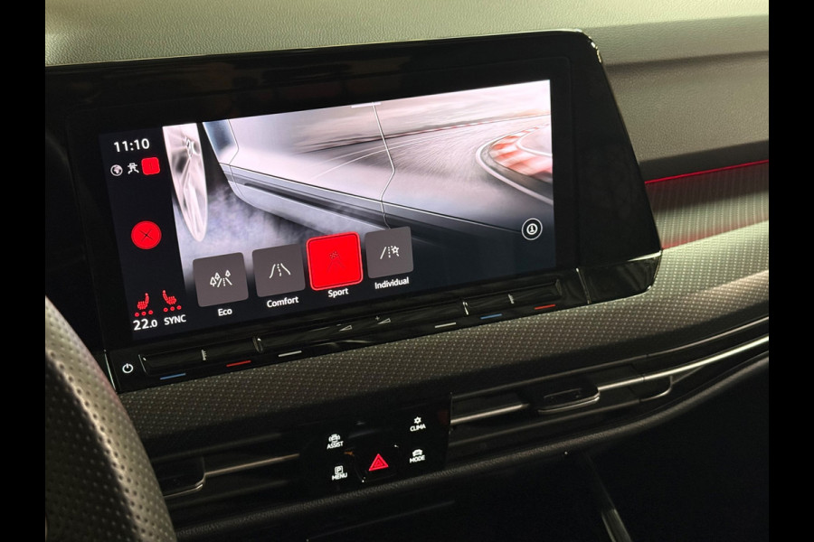Volkswagen Golf 1.5 TSI R-Line | Pano | Camera | Carplay | Sfeerverlichting | Led