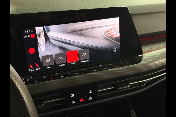 Volkswagen Golf 1.5 TSI R-Line | Pano | Camera | Carplay | Sfeerverlichting | Led
