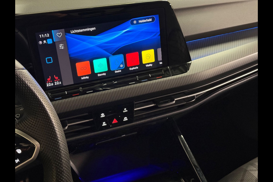 Volkswagen Golf 1.5 TSI R-Line | Pano | Camera | Carplay | Sfeerverlichting | Led