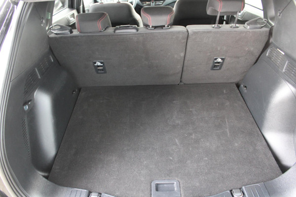 Ford Kuga 2.5 FHEV ST-Line | 190pk | Winterpack | Achteruitrijcamera | SYNC 4 Navigatie | All Weatherbanden | Geen stekker nodig