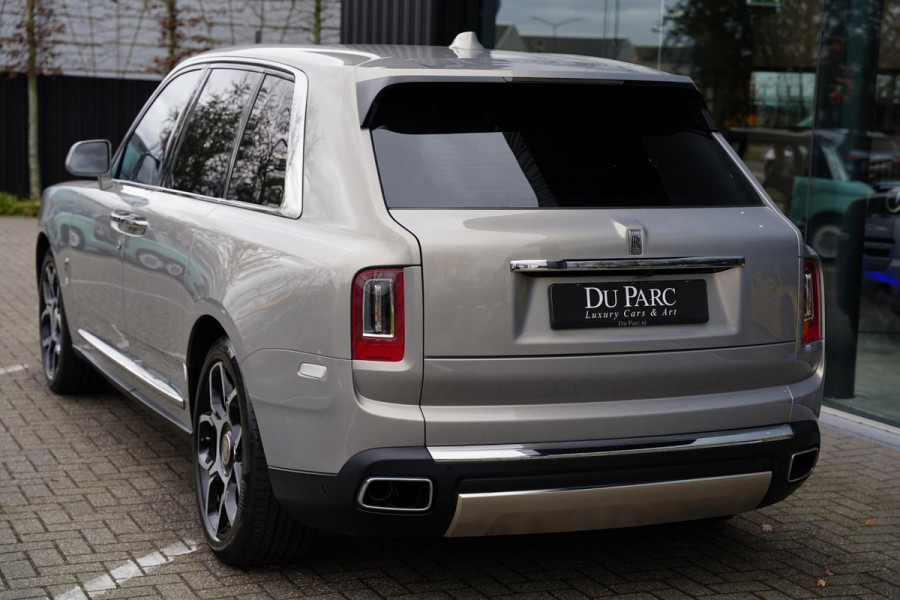 Rolls-Royce Cullinan 6.75 V12 / Bespoke Audio / Starlight / Twin-Coachline