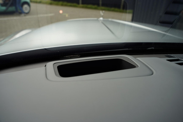 Rolls-Royce Cullinan 6.75 V12 / Bespoke Audio / Starlight / Twin-Coachline